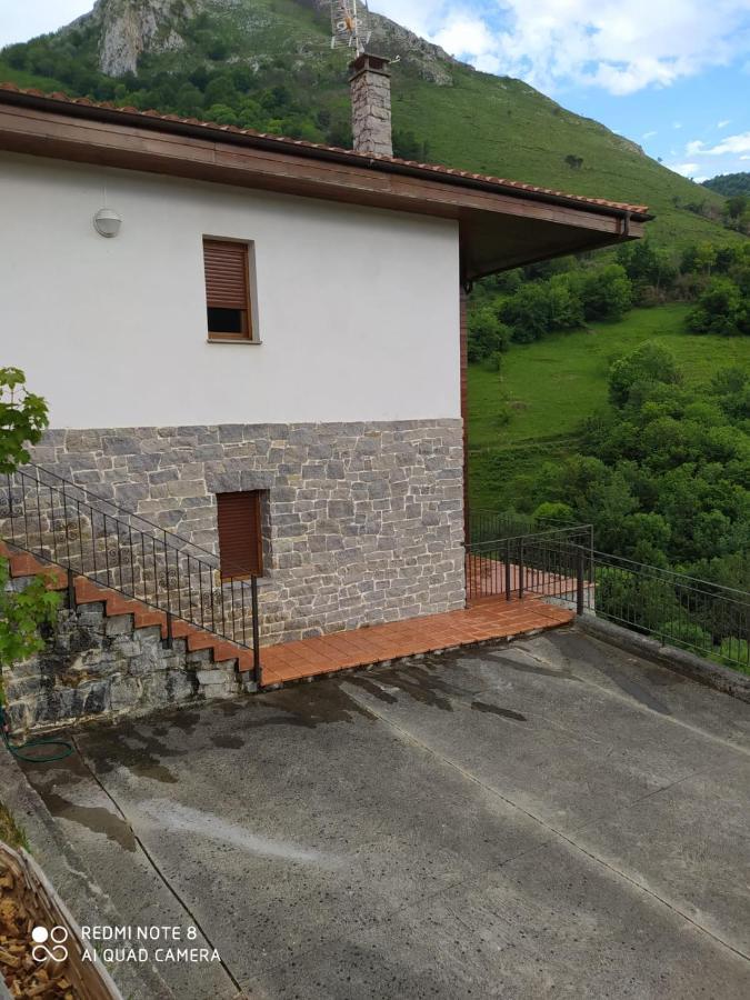 Villa Casa Tablado Helena à Belmonte De Miranda Extérieur photo